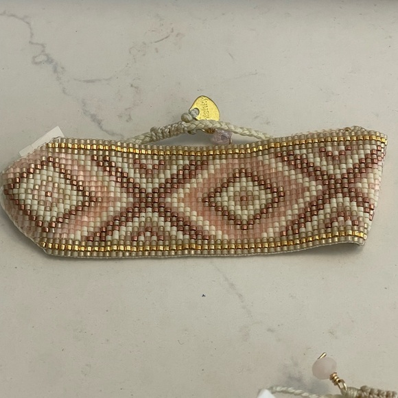 BNWT= Rose+Cream Wide  Beaded Bracelets by Mishky - Picture 2 of 4